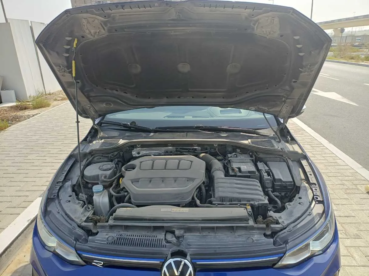 Car image 24
