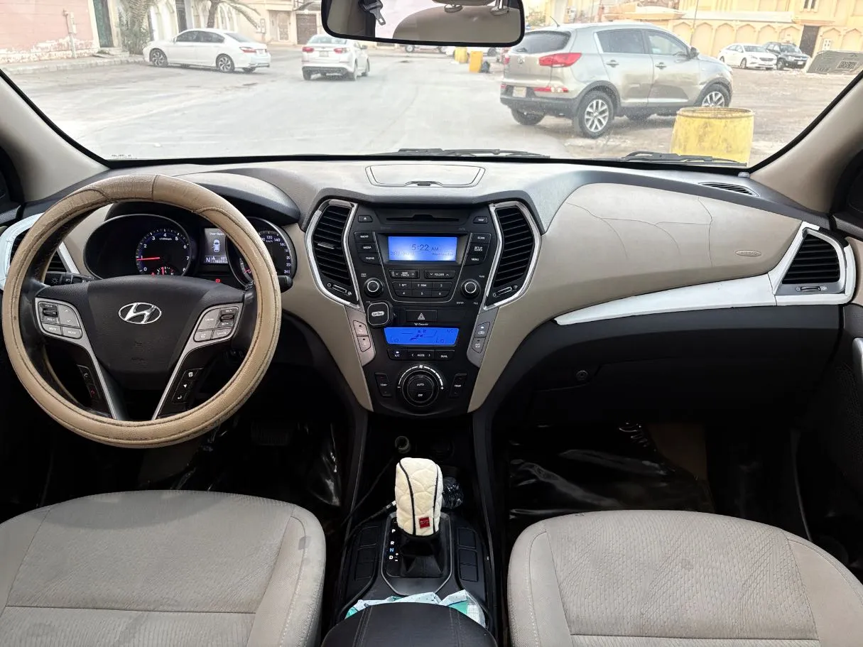 Car image 17