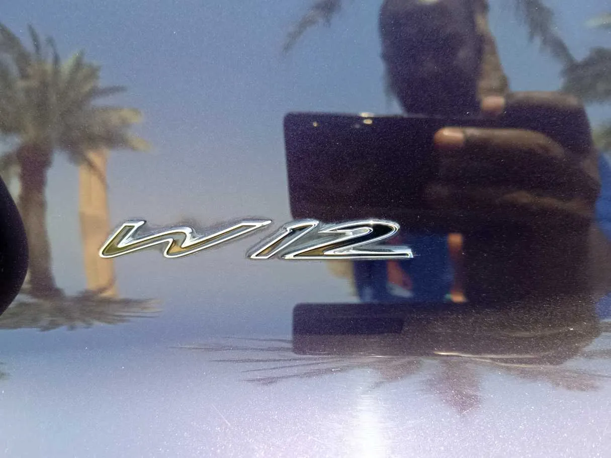 Car image 38