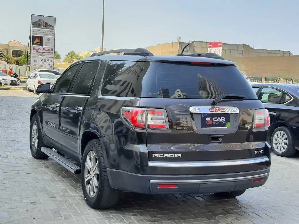 Car image 7