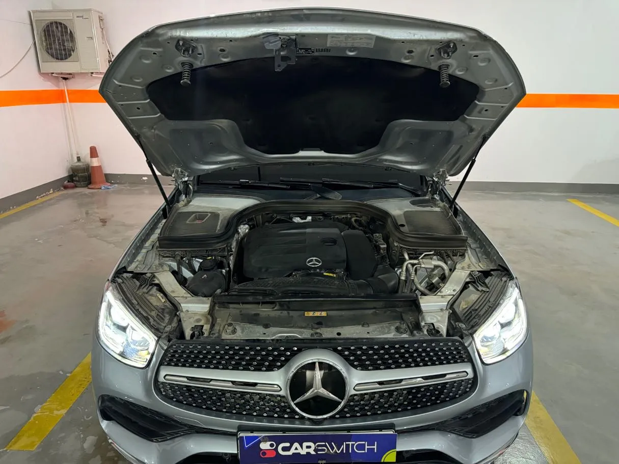 Car image 25