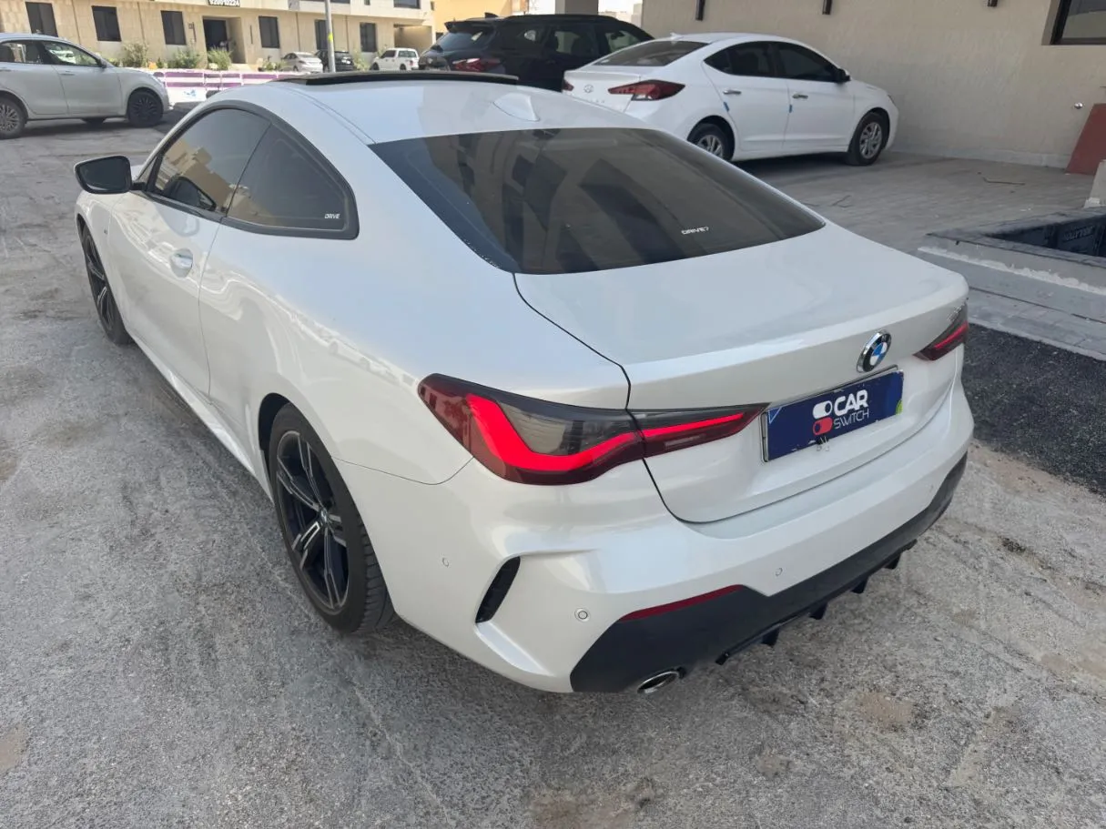 Car image 7