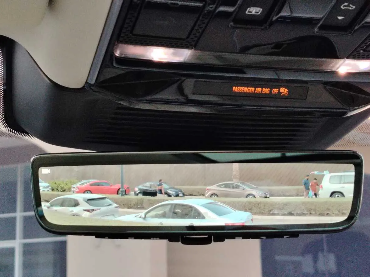 Car image 29