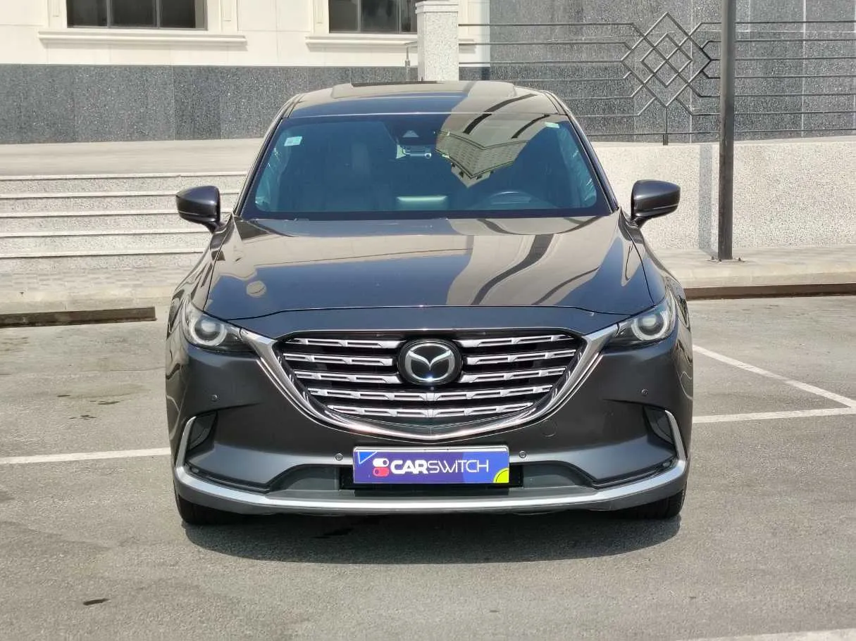 Car image 2