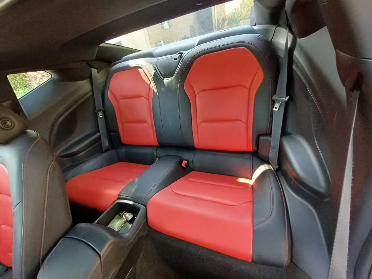 Car image 13