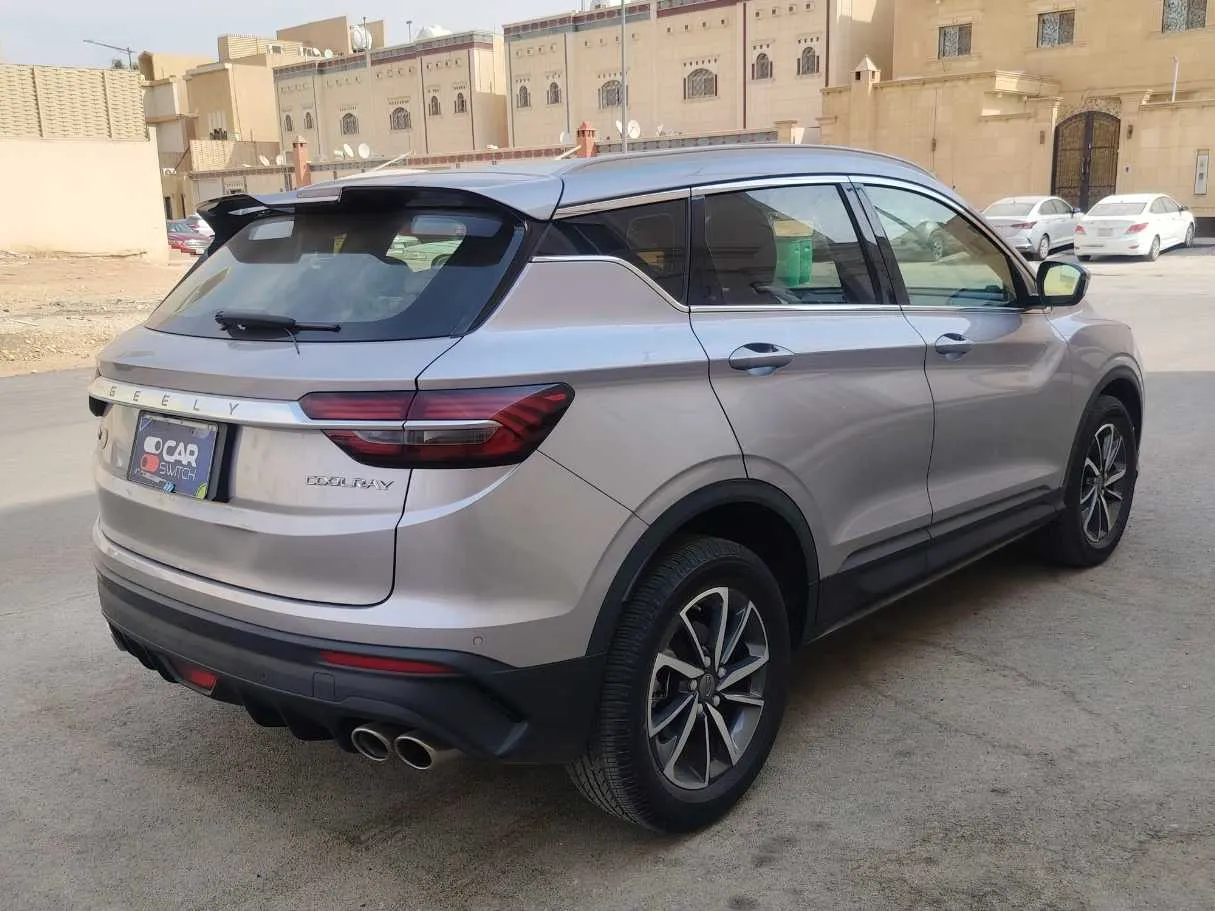 Car image 5