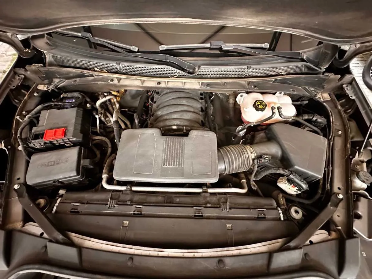 Car image 28