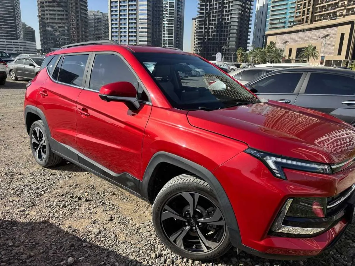 Car image 2