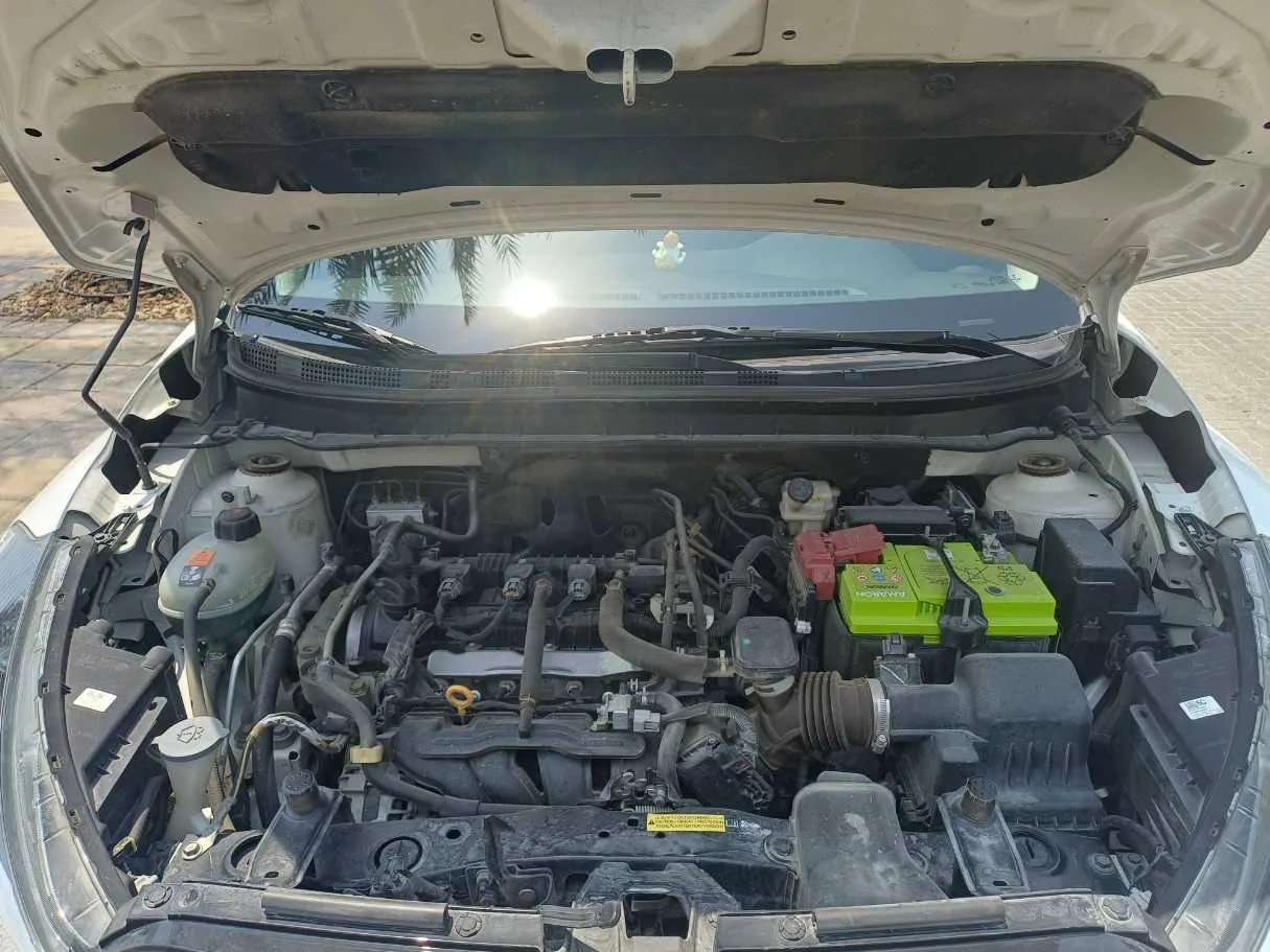 Car image 24