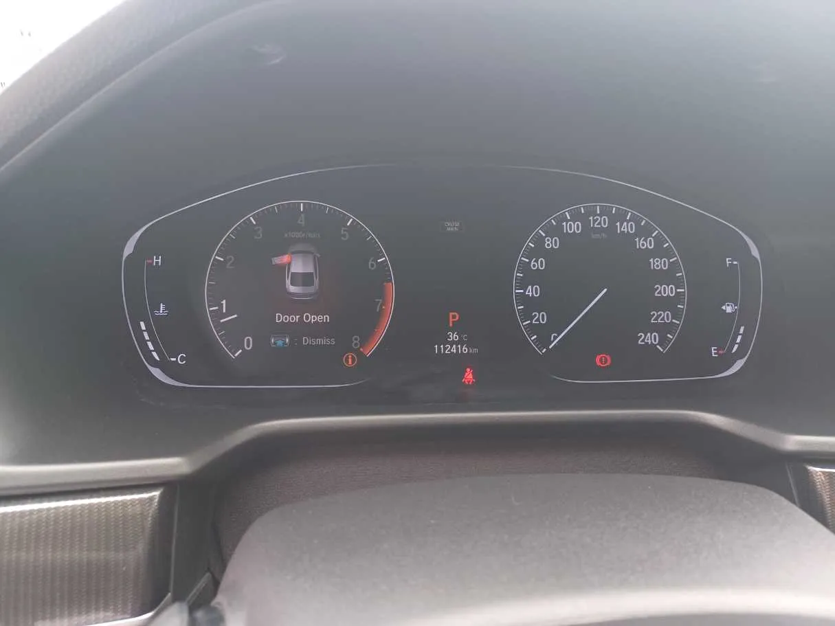 Car image 20