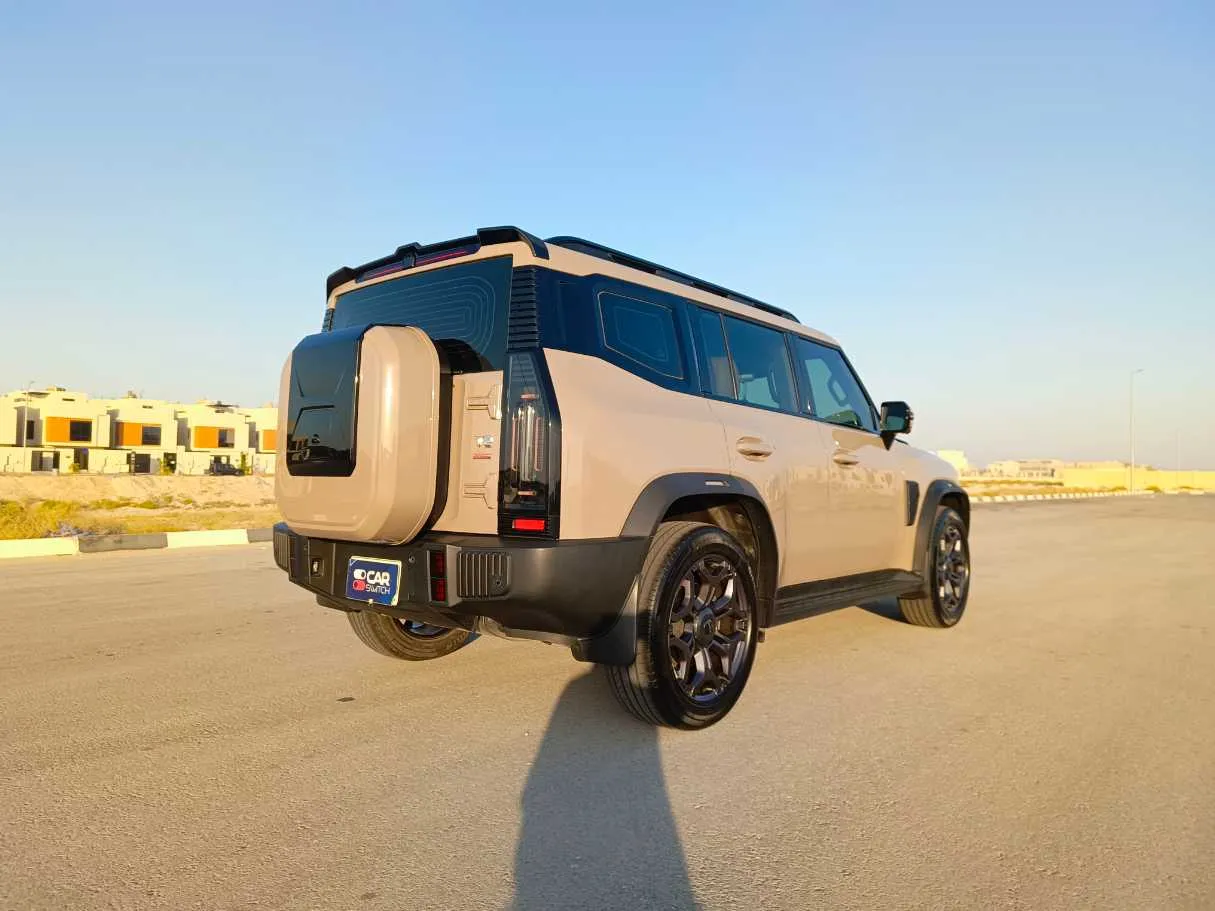 Car image 6