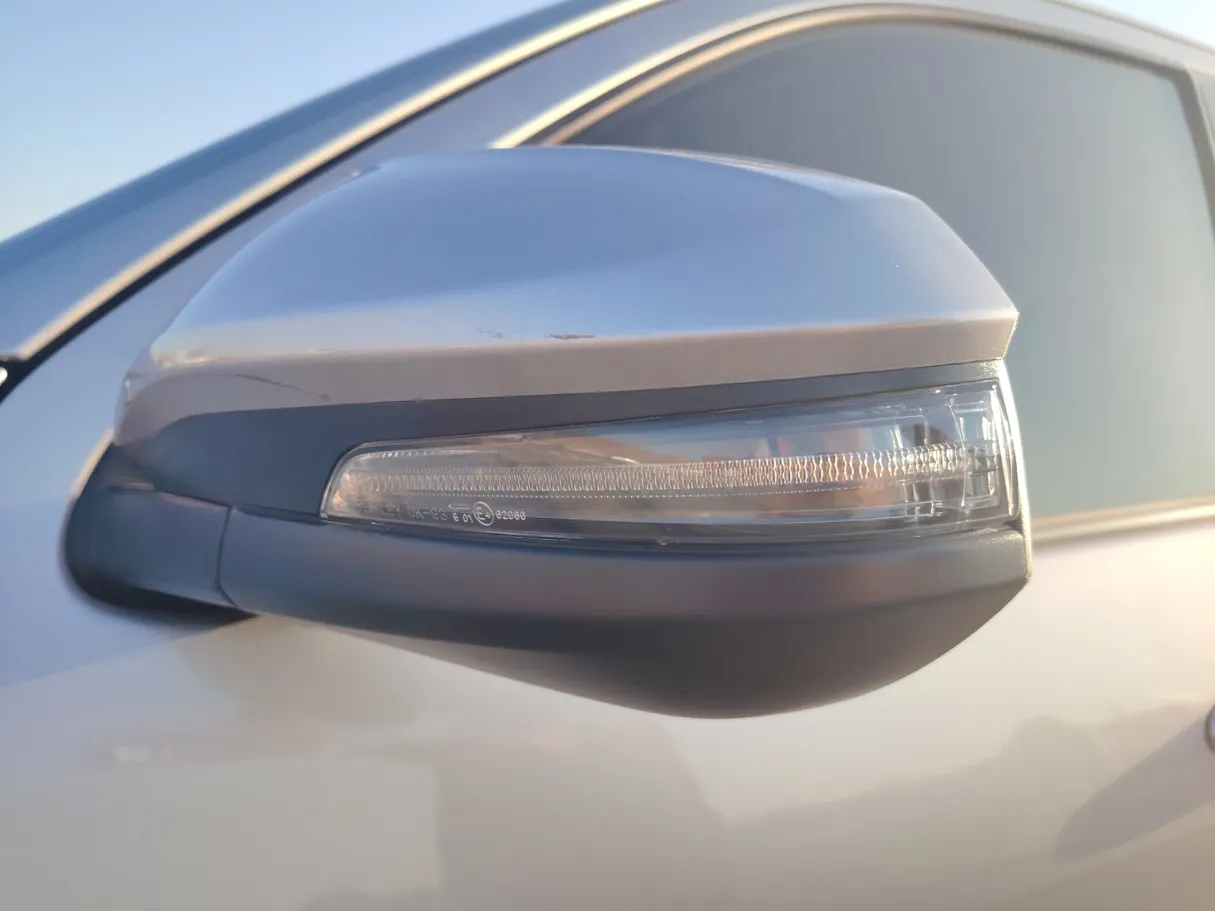 Car image 25