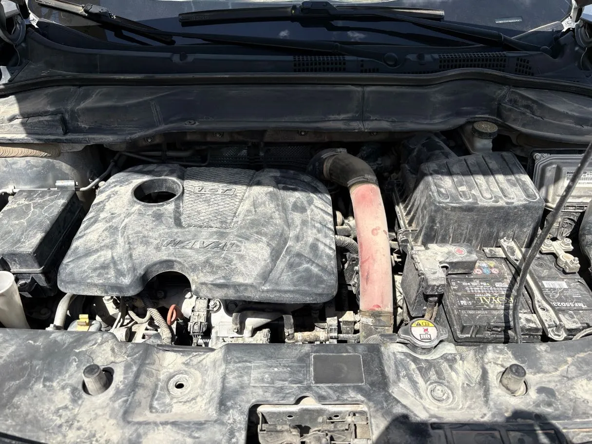Car image 26