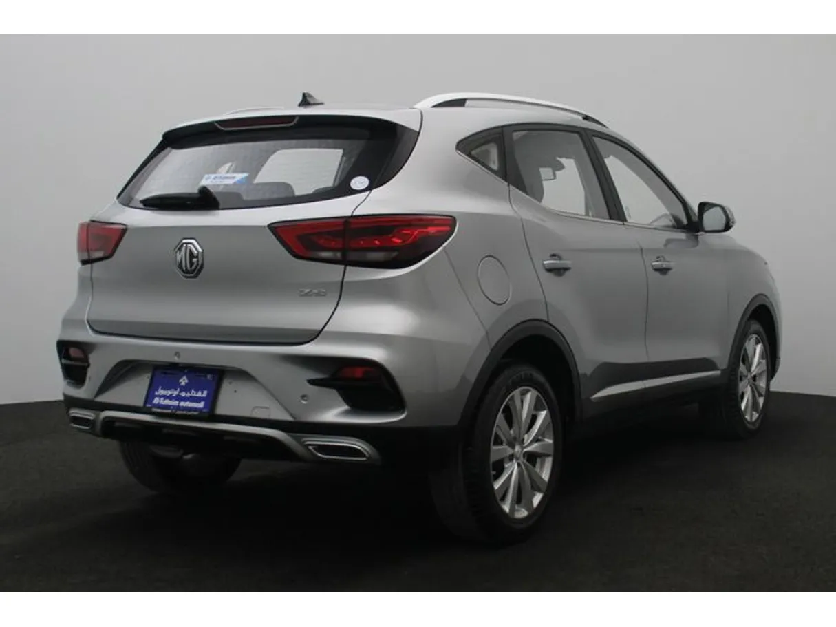 Car image 2