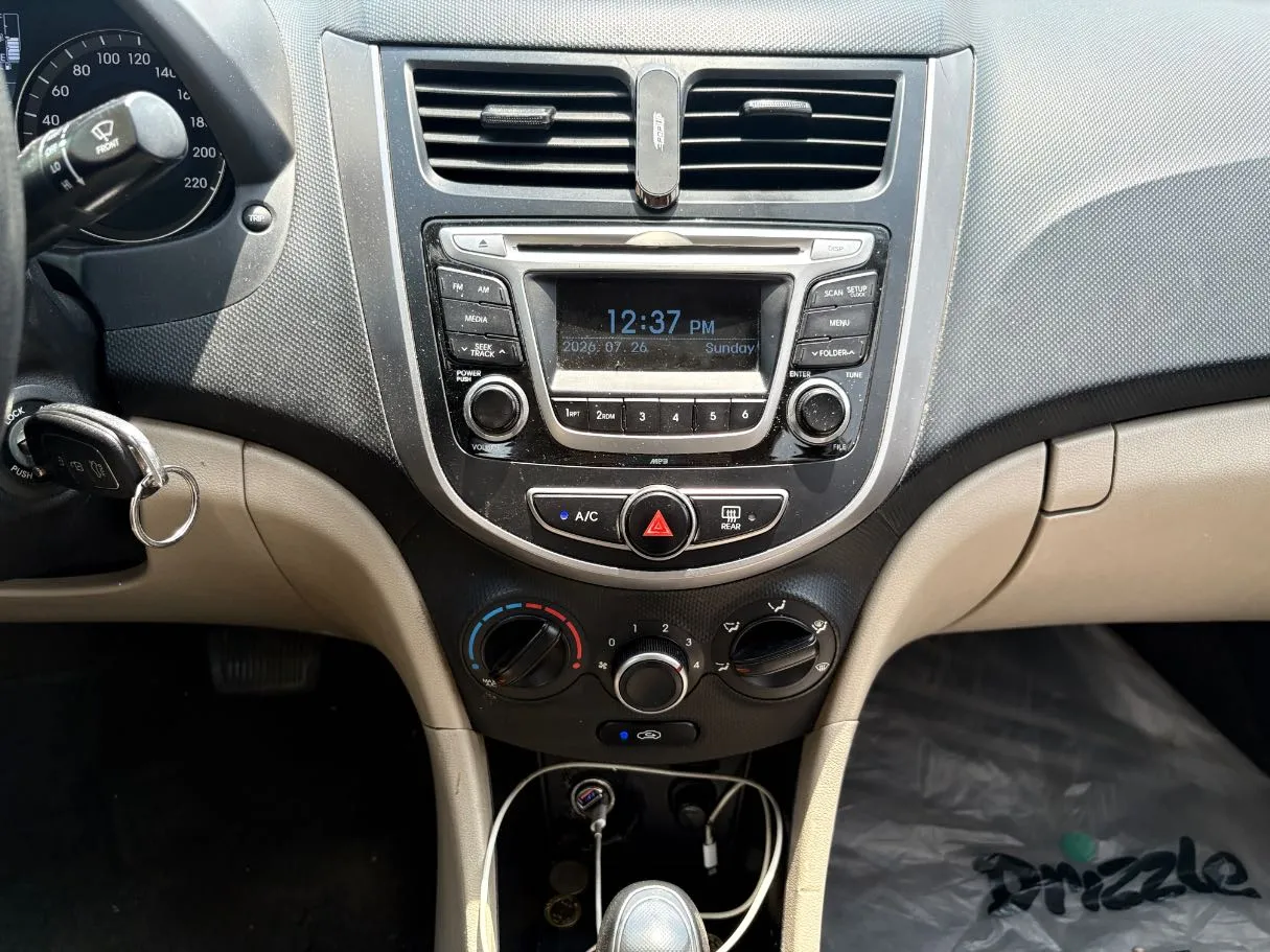 Car image 20