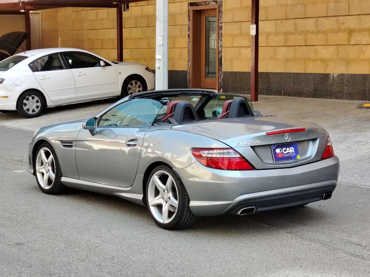 Car image 8