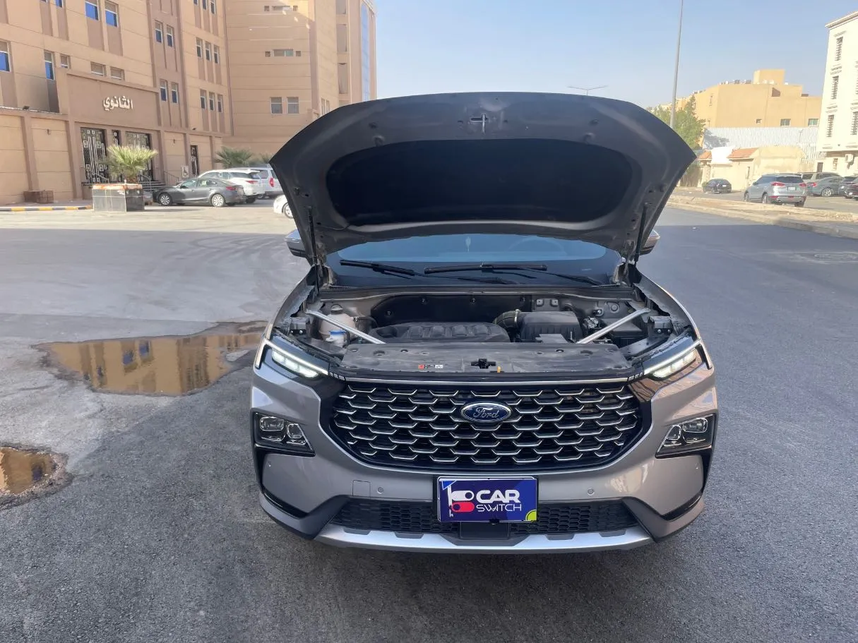 Car image 27