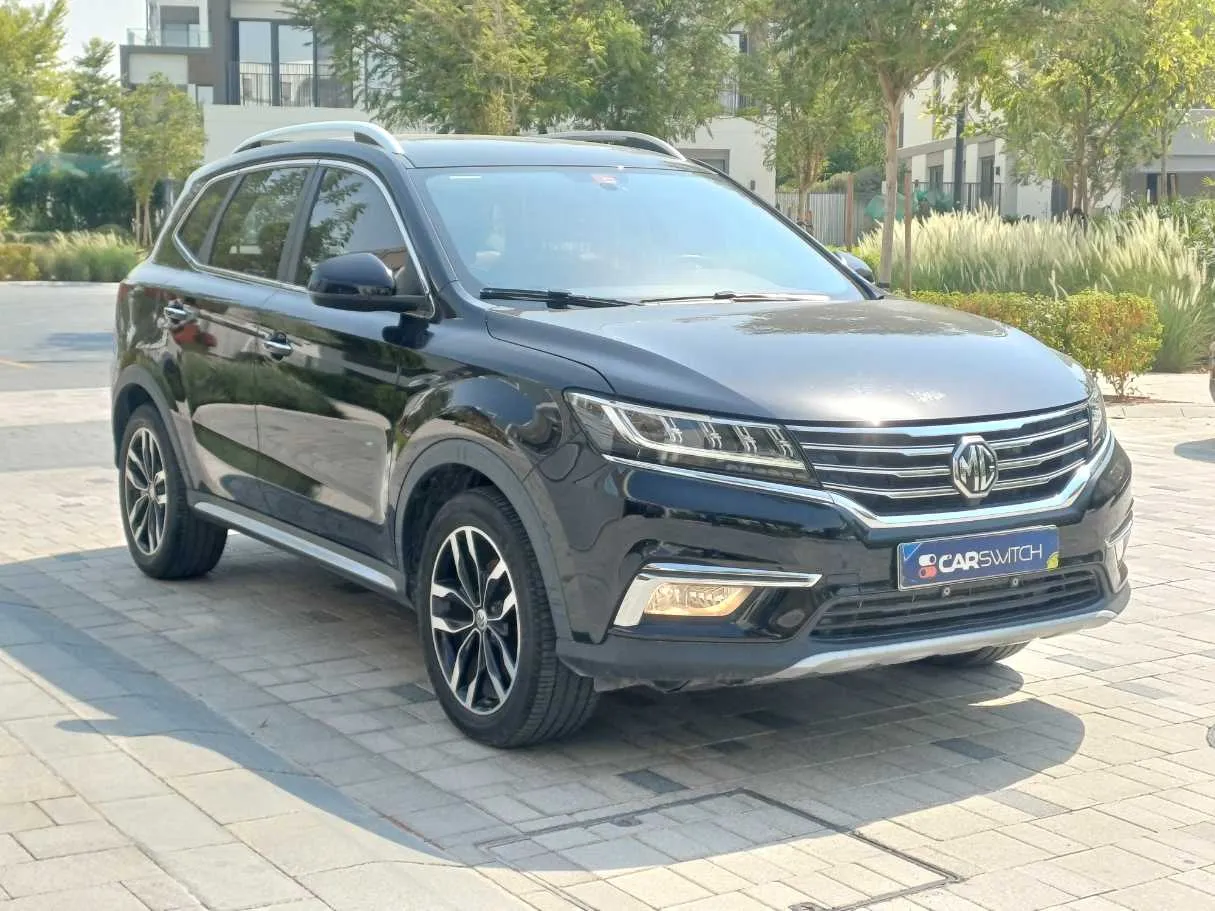 Car image 3