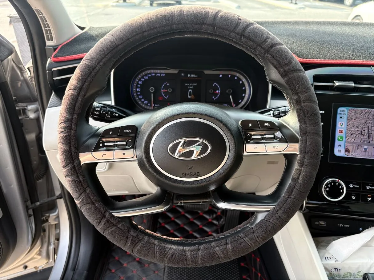 Car image 22