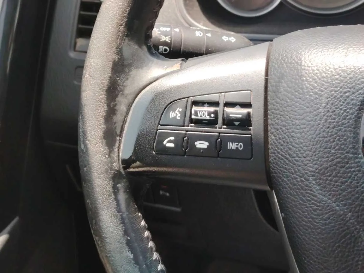 Car image 28