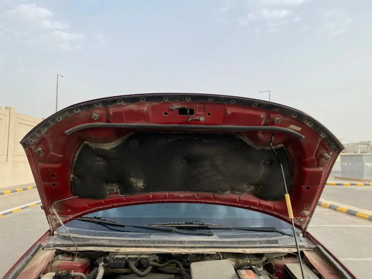 Car image 30