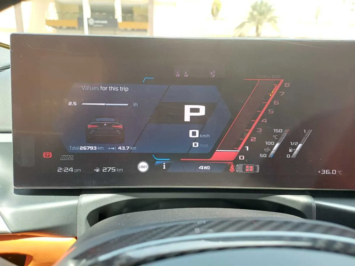 Car image 25