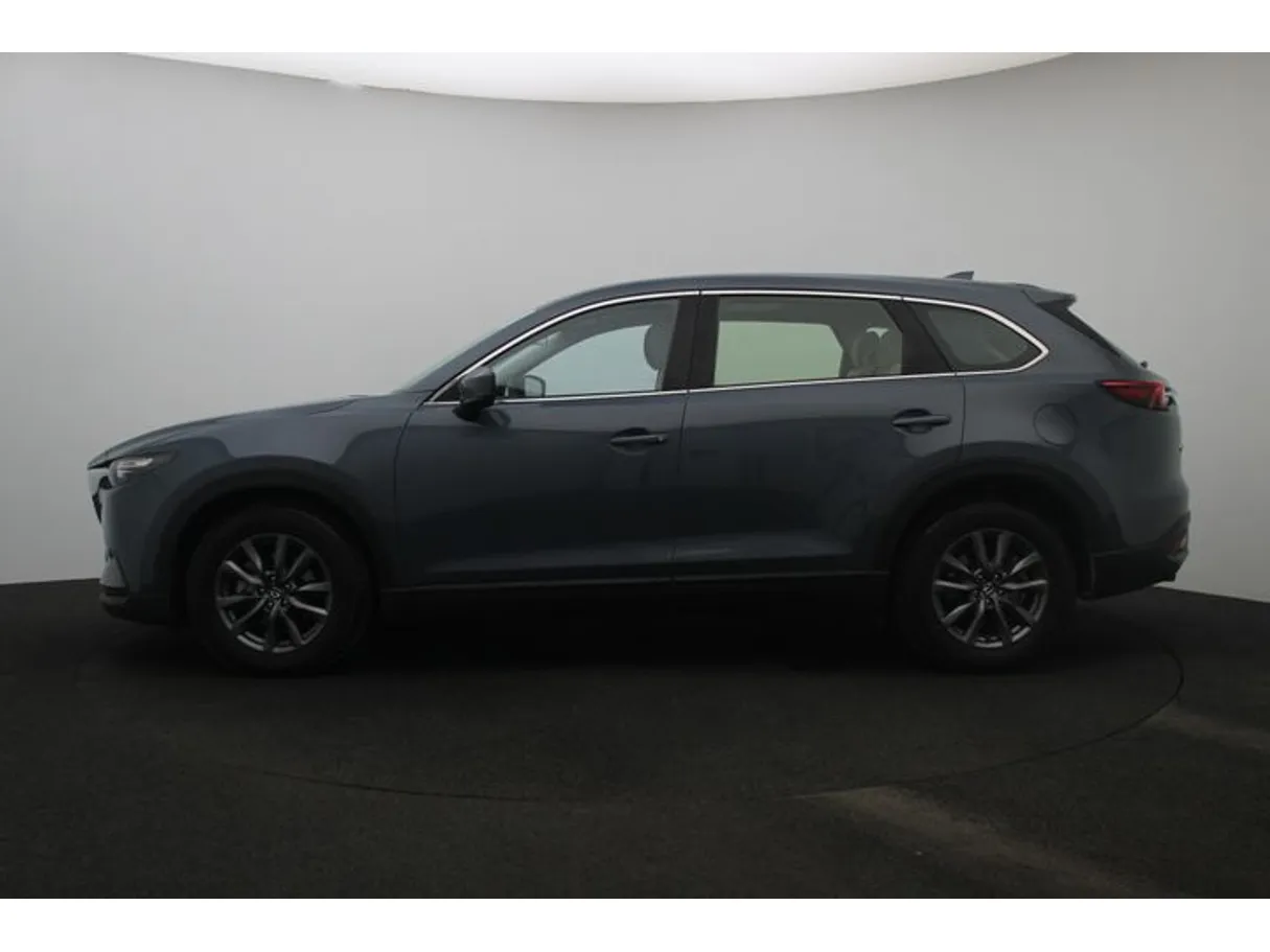 Car image 3