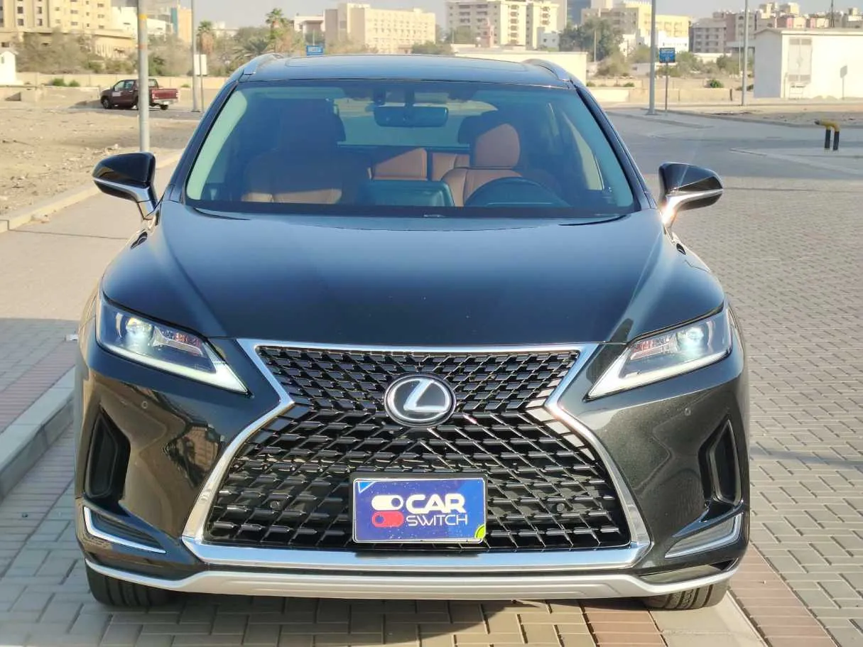 Car image 2