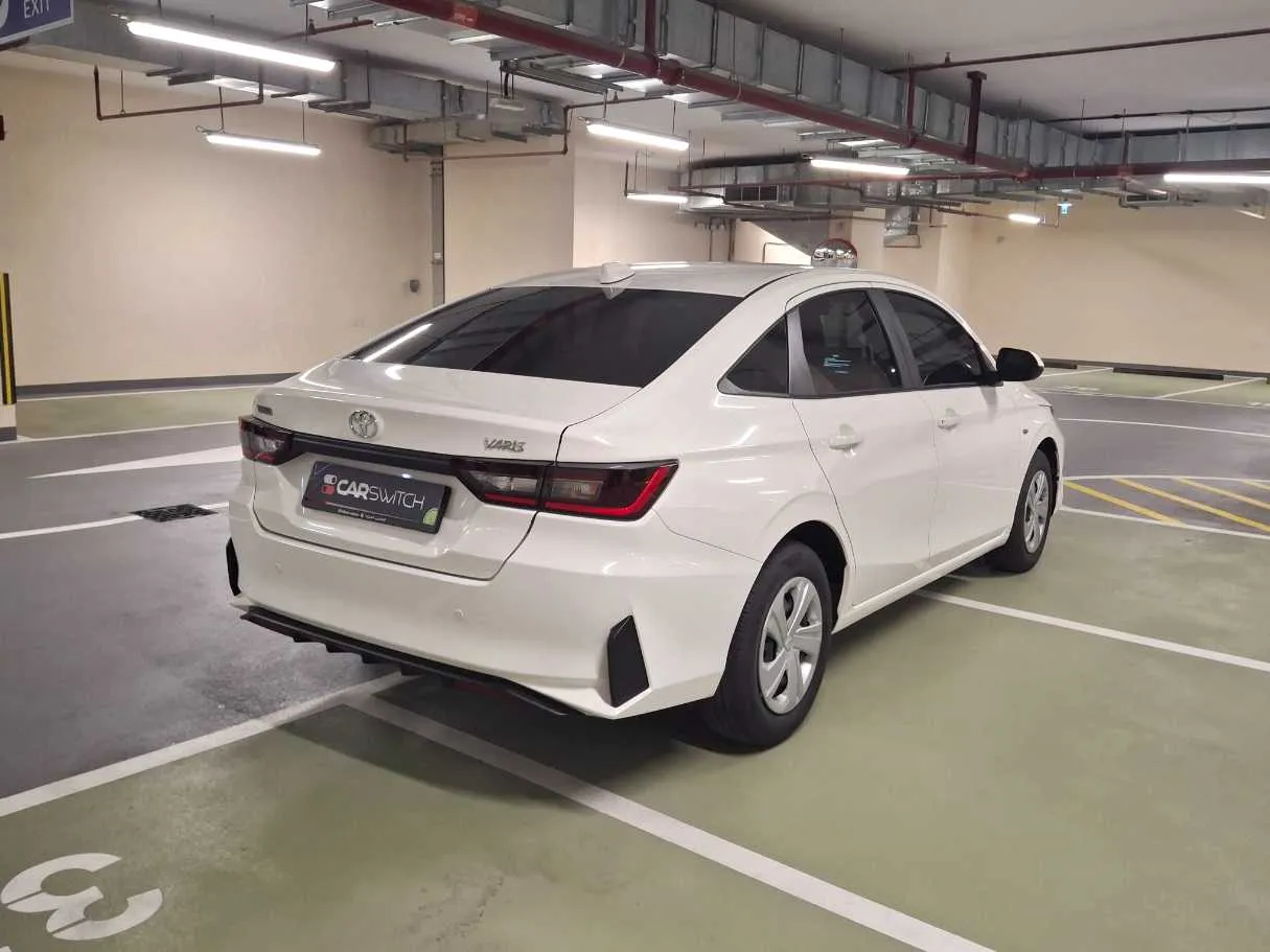 Car image 7