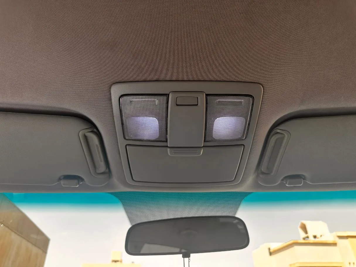 Car image 22