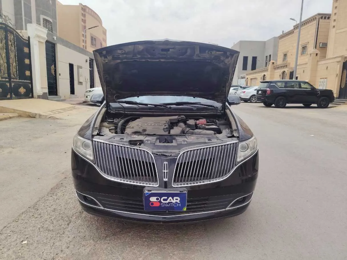 Car image 38