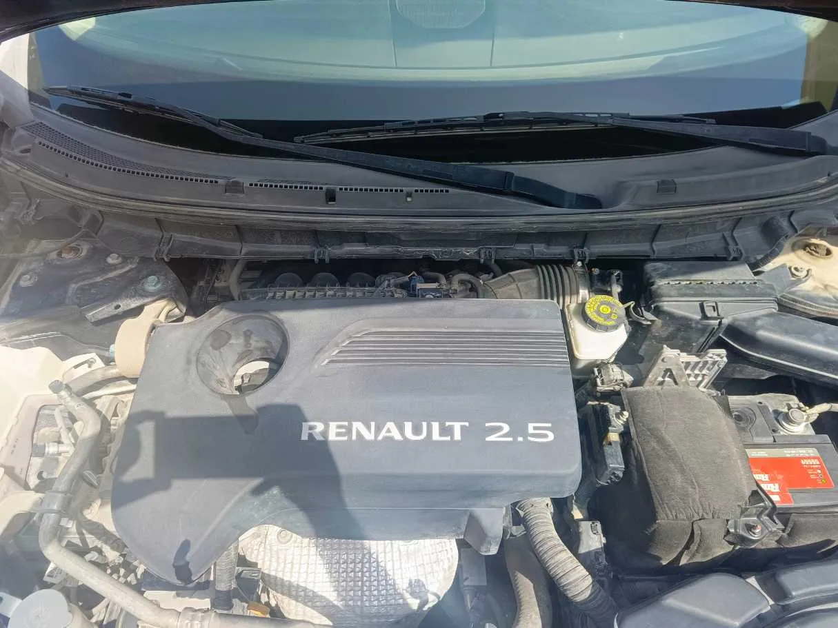 Car image 34
