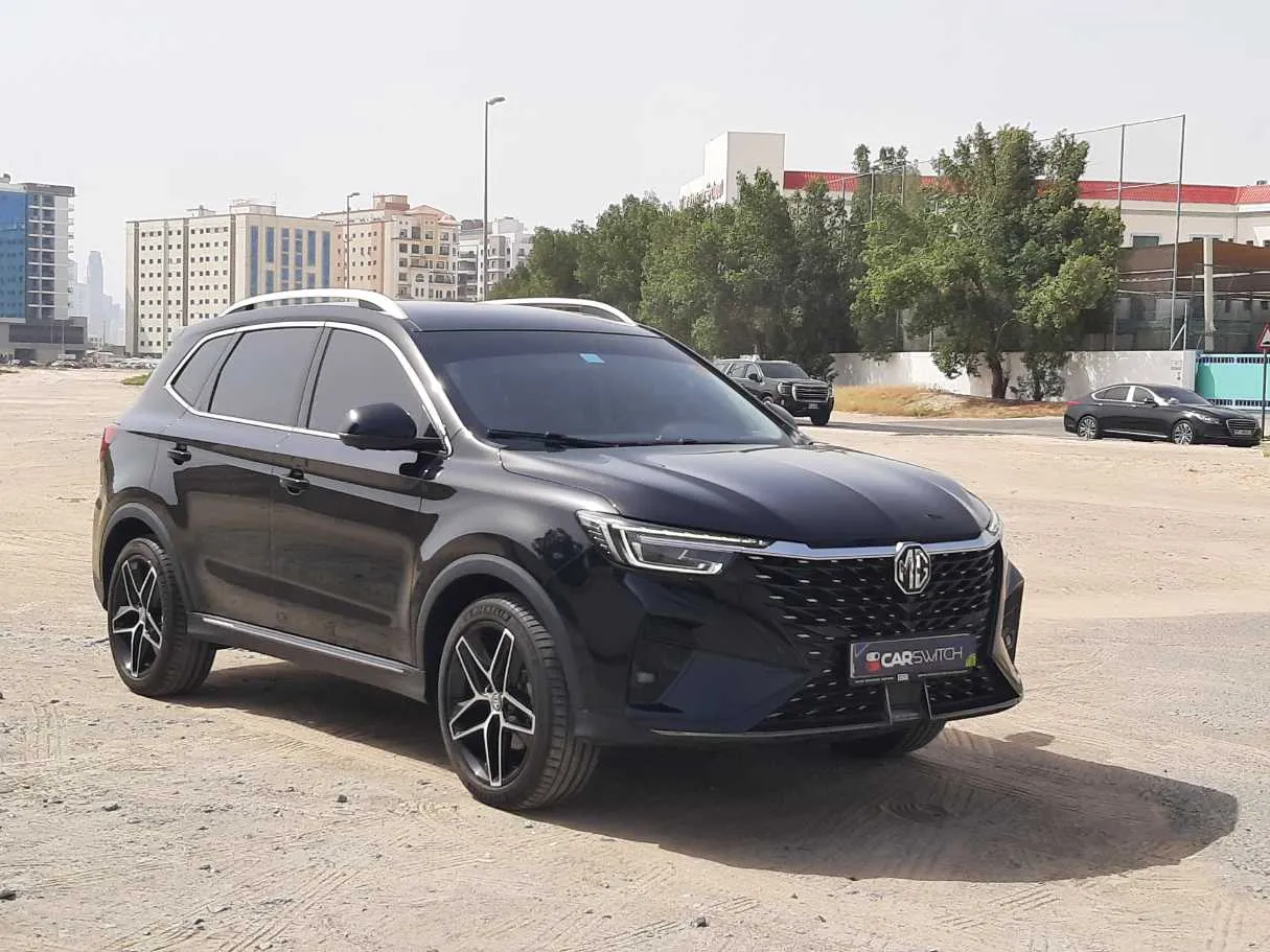 Car image 3