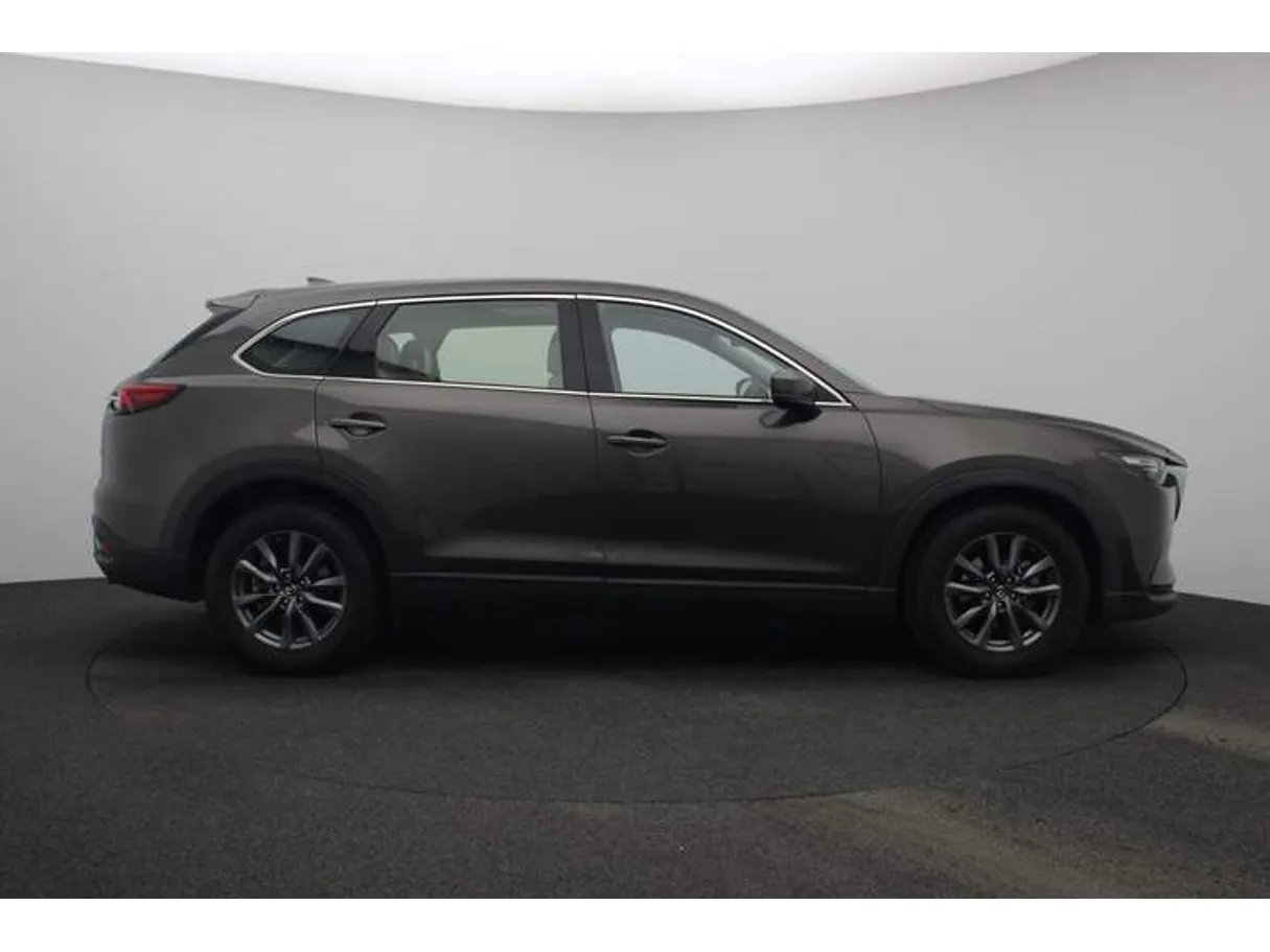 Car image 13
