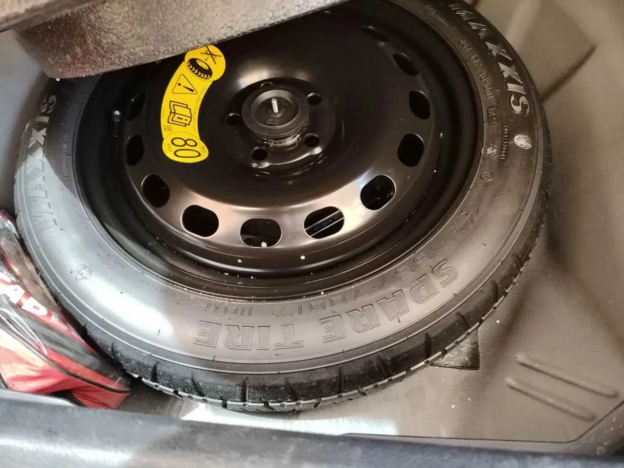 Car image 45