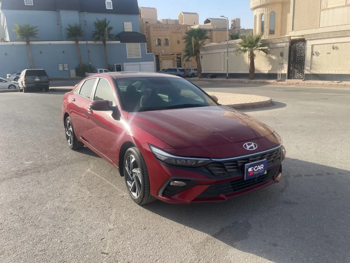 Car image 3
