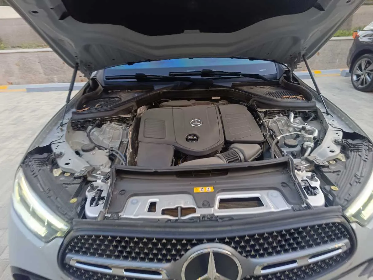 Car image 35