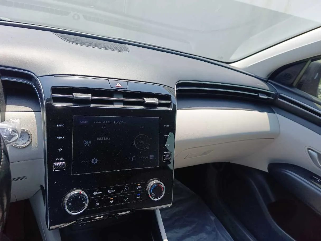 Car image 21