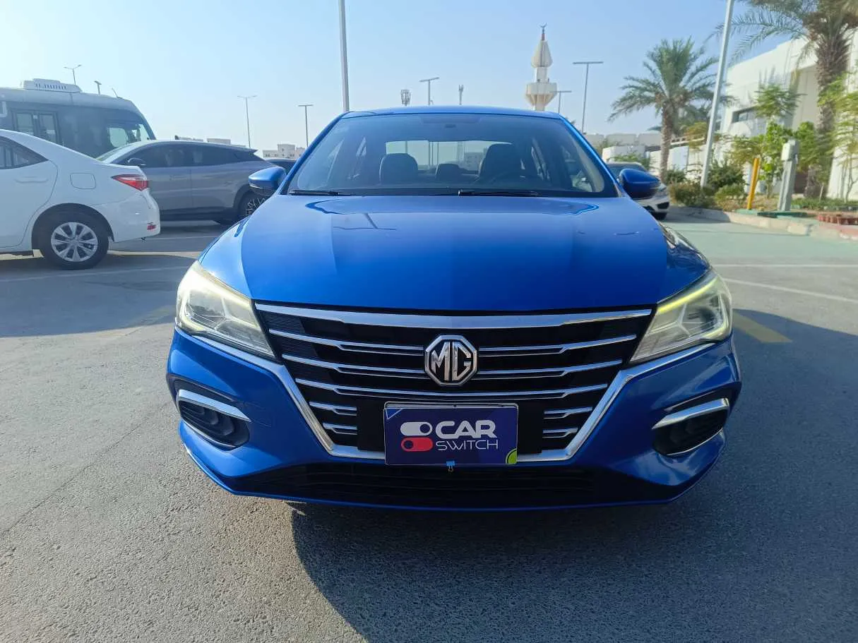 Car image 2