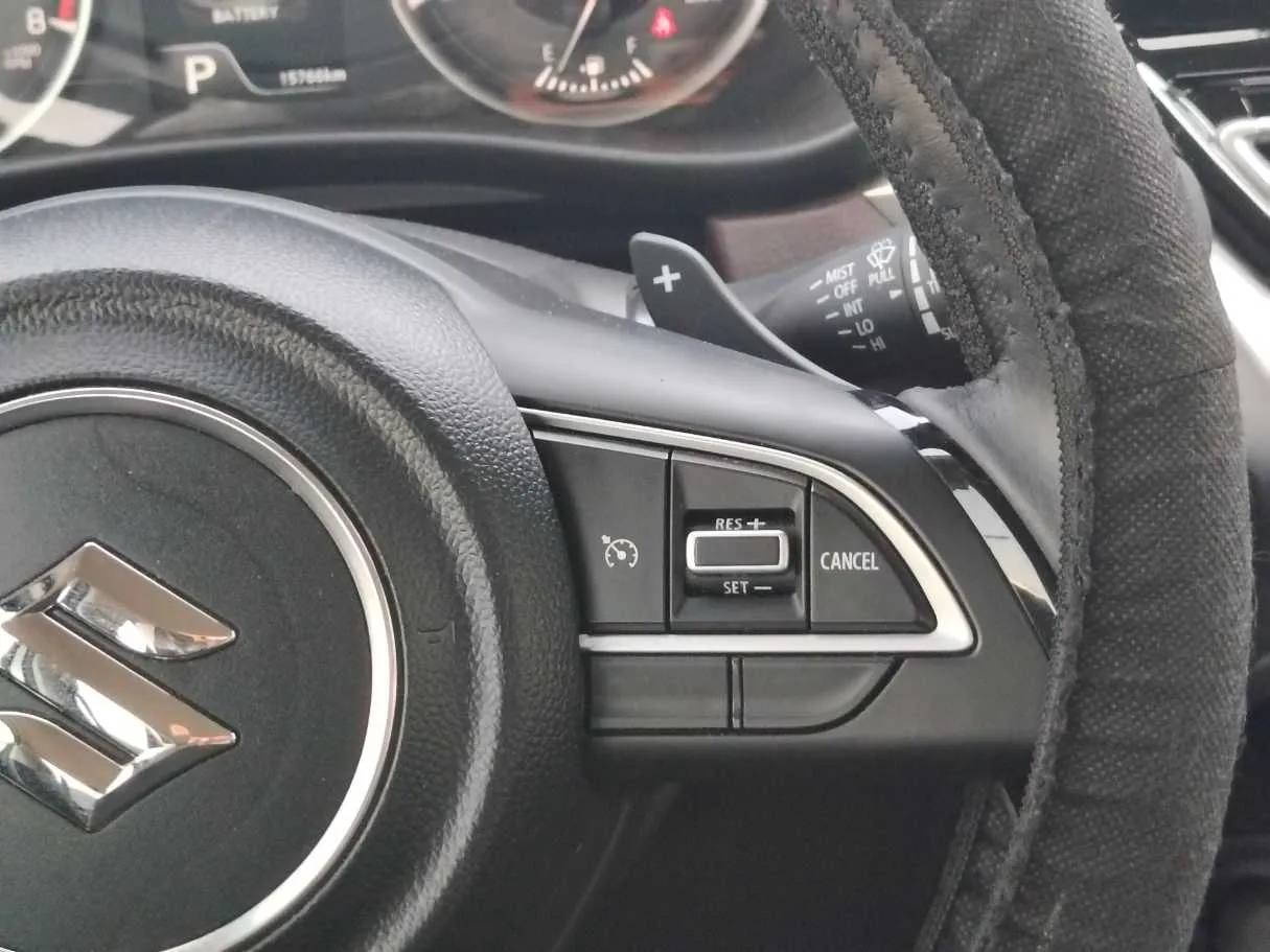 Car image 26