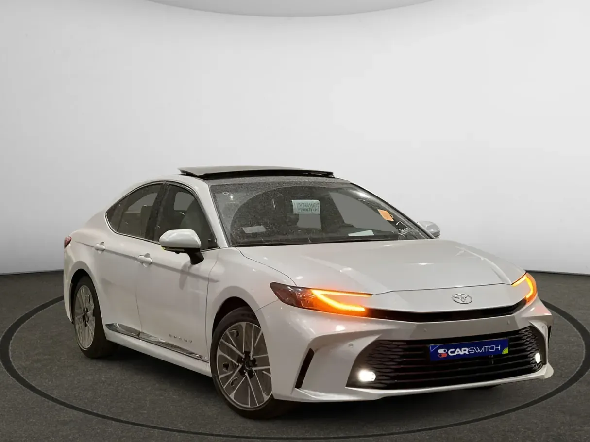 Car image 2