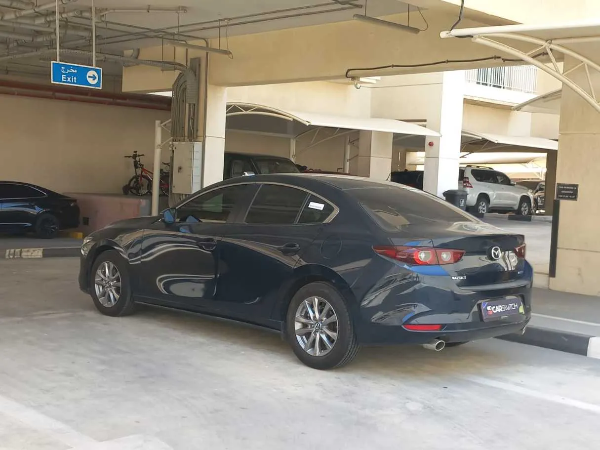 Car image 7