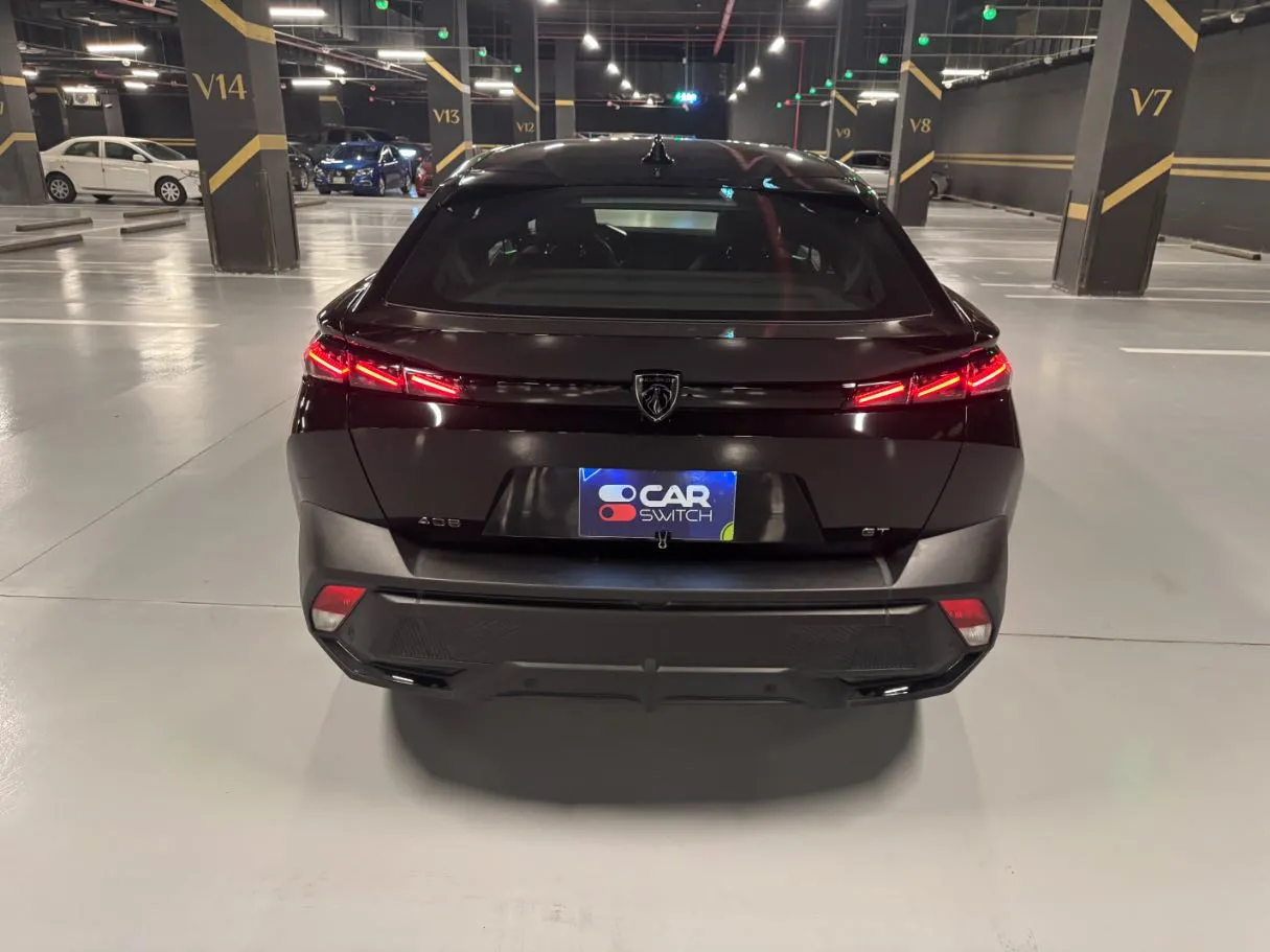 Car image 6