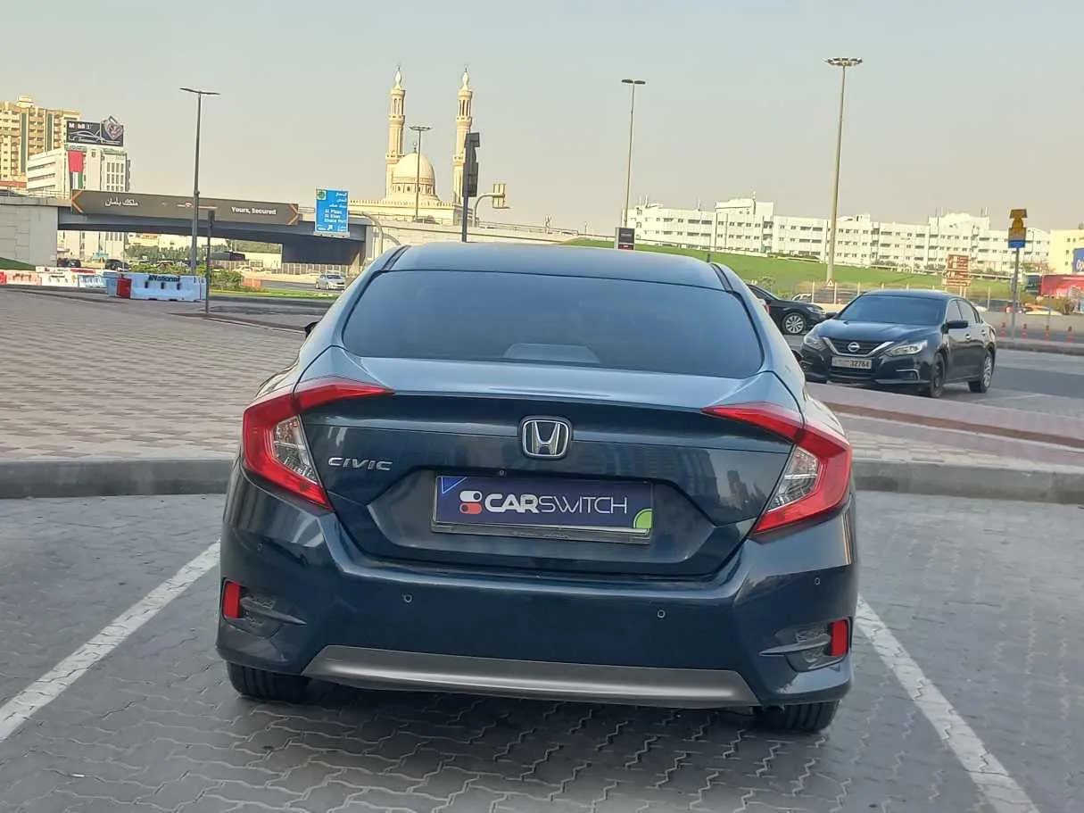 Car image 6