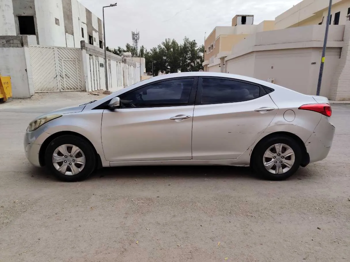 Car image 7