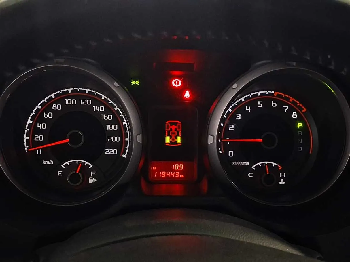 Car image 20