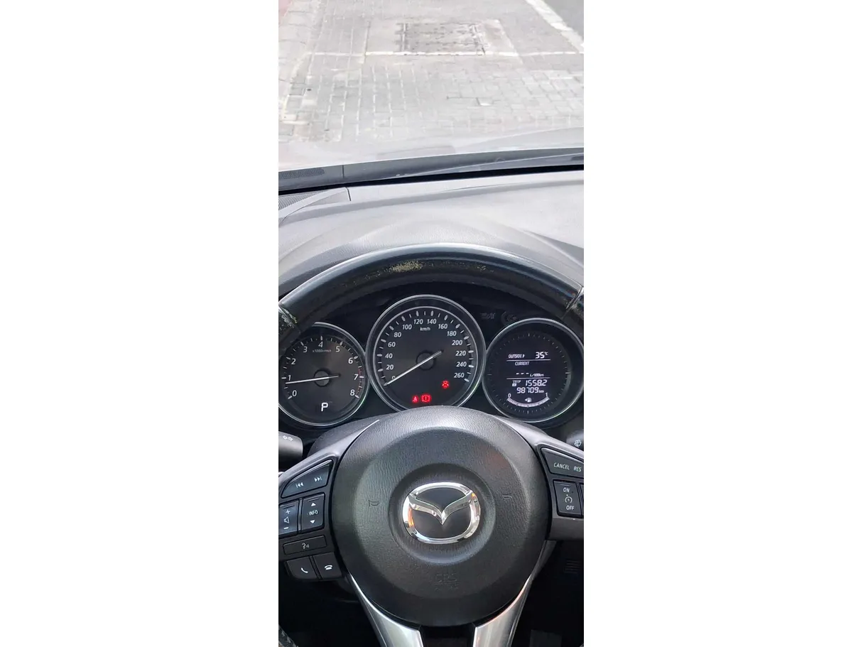 Car image 20