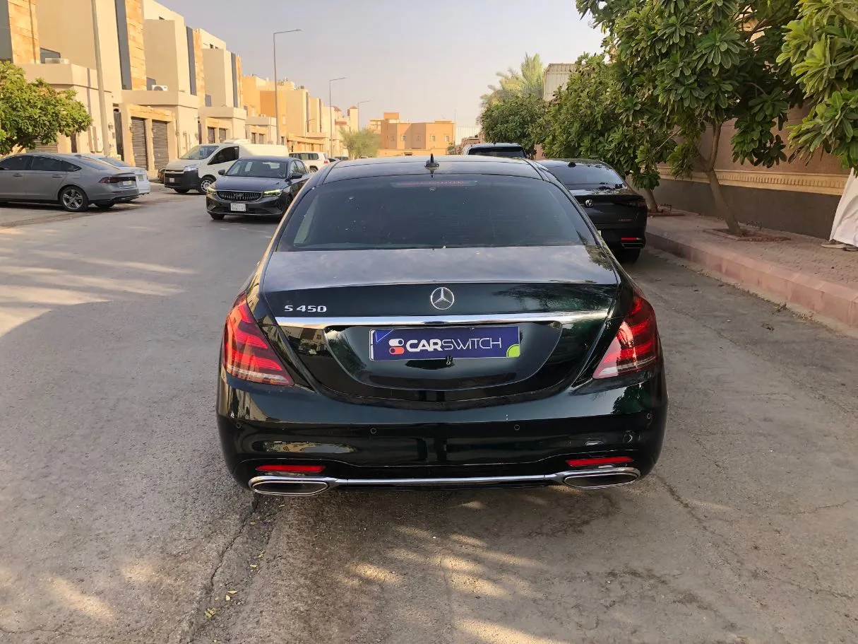 Car image 6