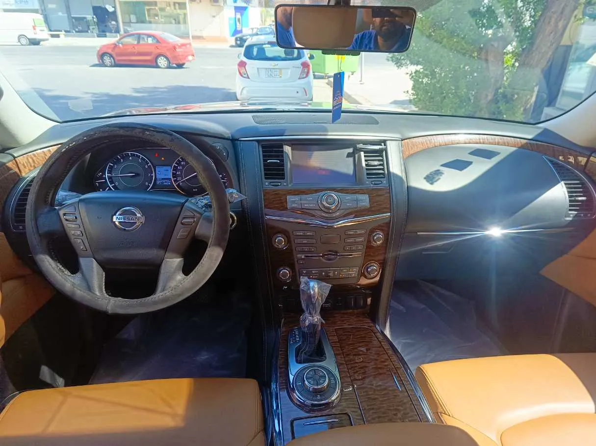 Car image 21