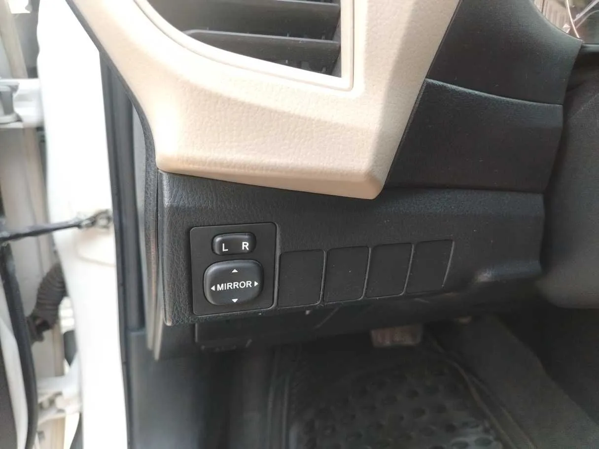 Car image 39